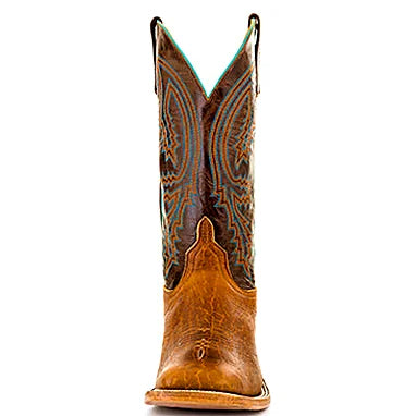 Men's western boot, product photograph