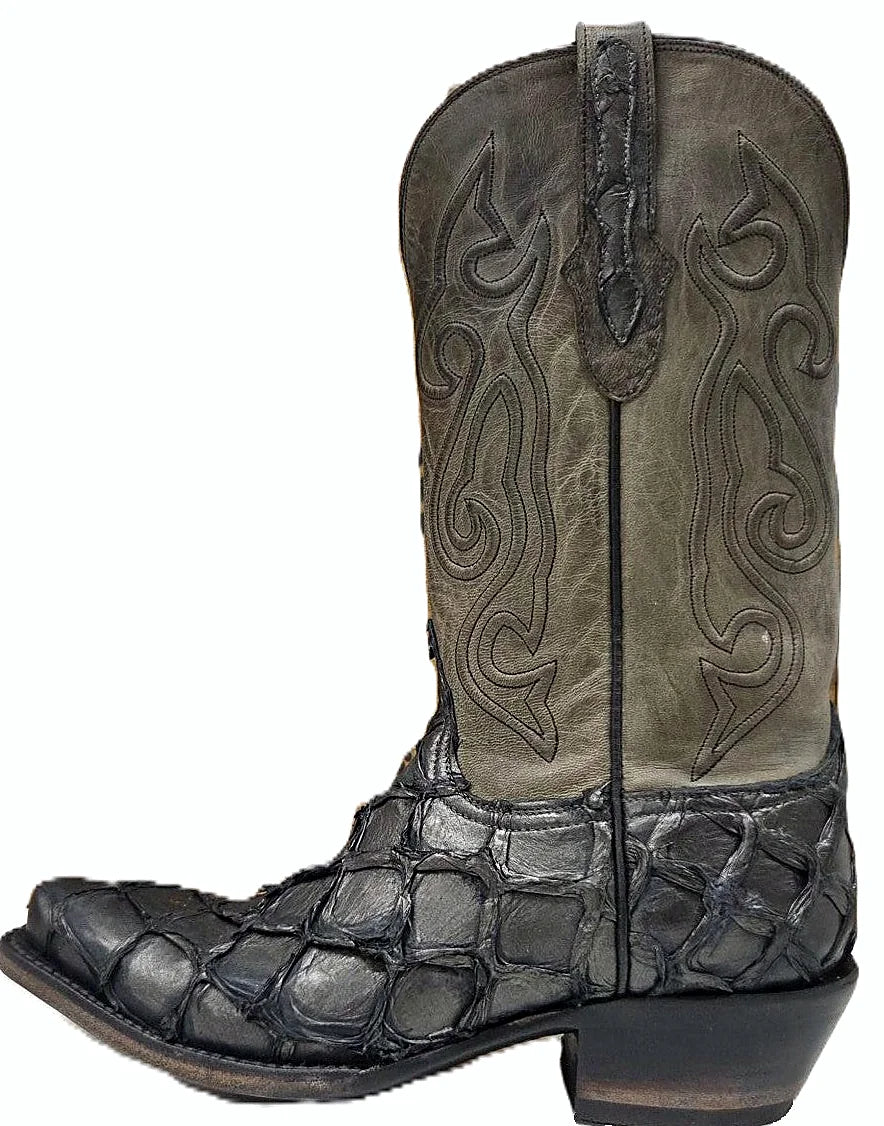 Black pirucu western boot with large overlapping scales